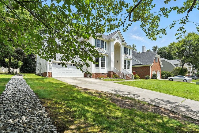 Building Photo - 210 Roebling Ln