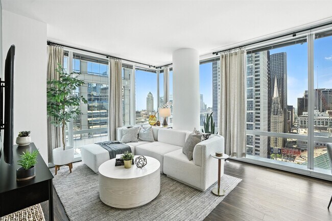 Foto del edificio - 221 N Clark St