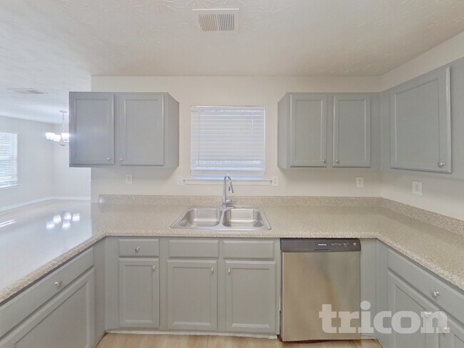 Foto del edificio - 133 Rolling Meadows Ct