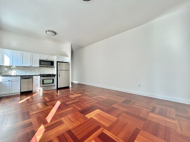 Foto del edificio - 605 W 137th St
