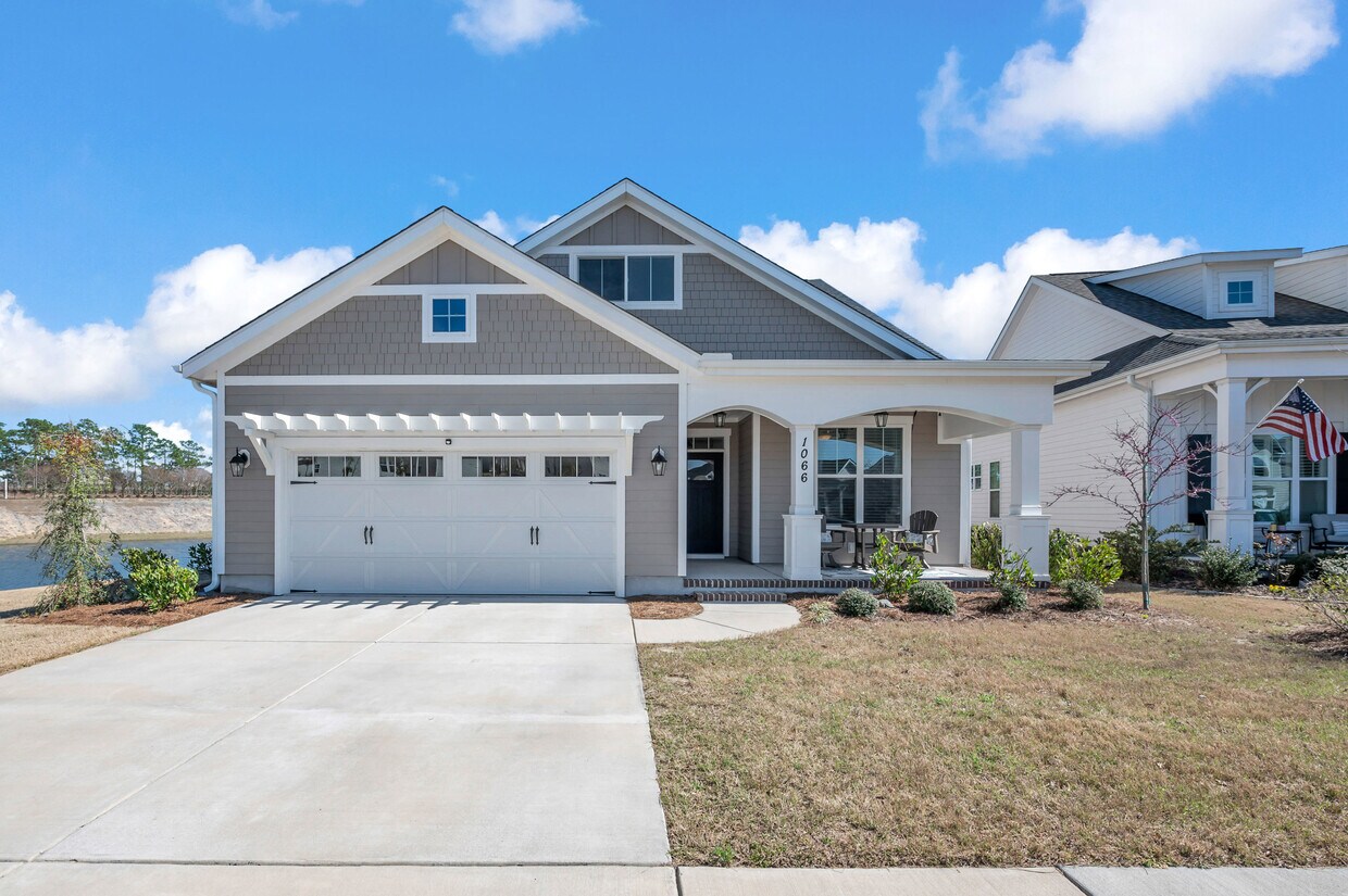 Foto principal - 1066 Bradshaw Terrace