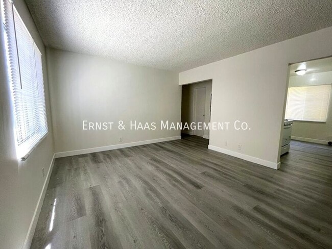 Foto del edificio - 202 N Culver Ave