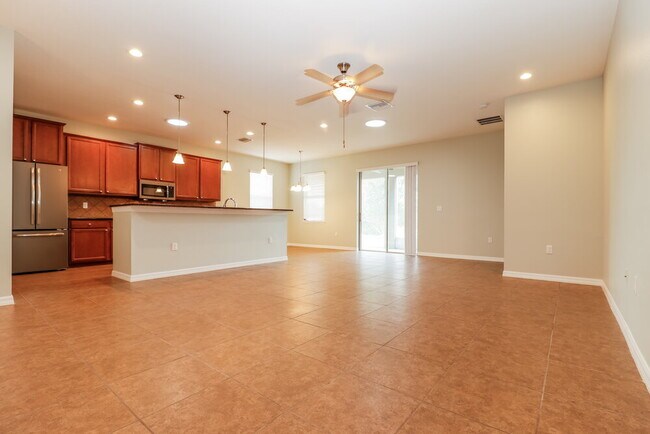 Foto del edificio - 6442 Twin Bridges Dr