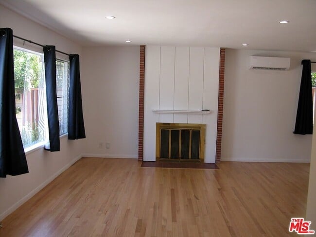 Building Photo - 6446 Riggs Pl