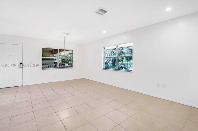 Foto del edificio - 15391 S Dixie Hwy