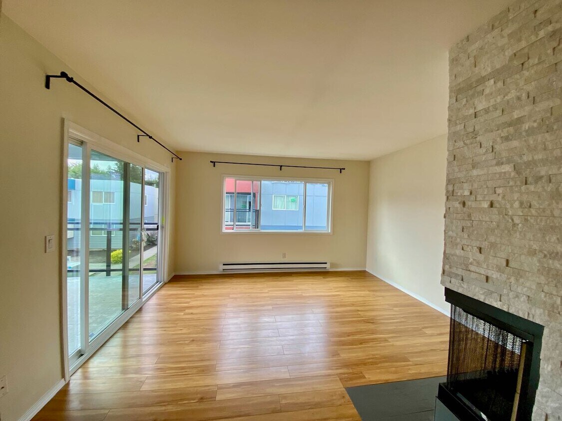 303 128th St SE Unit 203, Everett, WA 98208 Condo for Rent in Everett