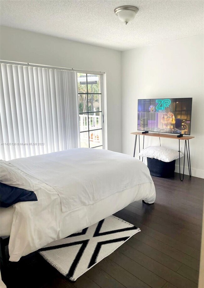 Foto del edificio - 2600 Collins Ave