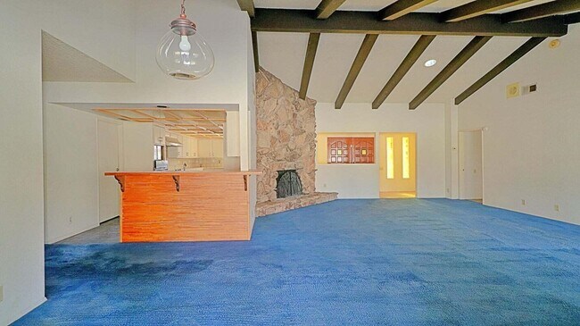 Foto del edificio - 9240 Oakmount Blvd