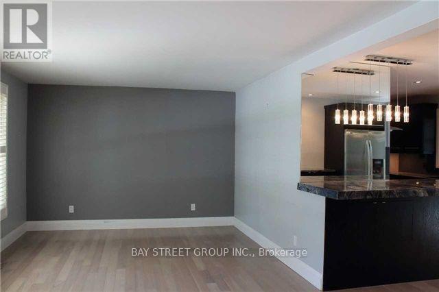 Building Photo - 308 Maple St