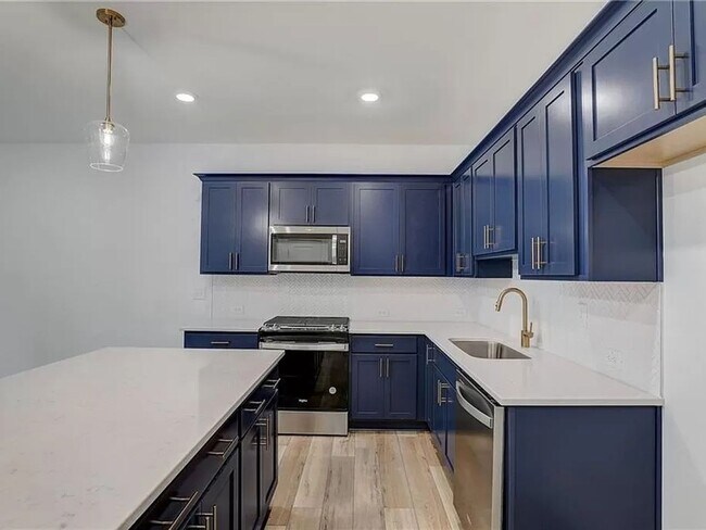 Foto del edificio - 3 Bedroom Townhome in Atlanta