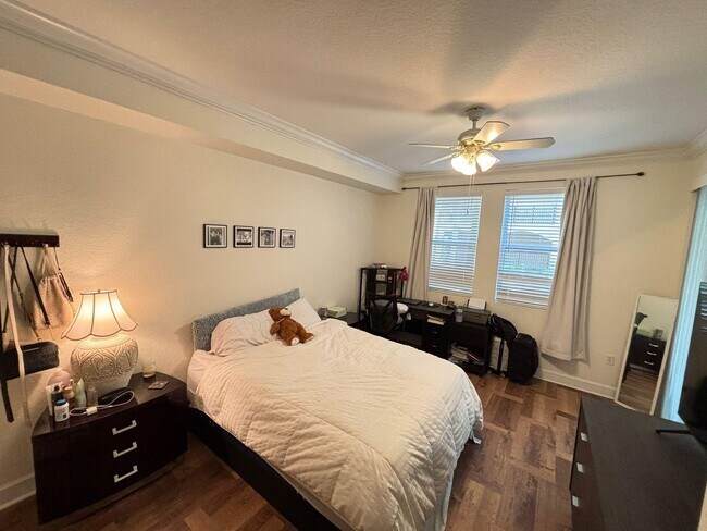 Foto del edificio - 4112 Renaissance Way
