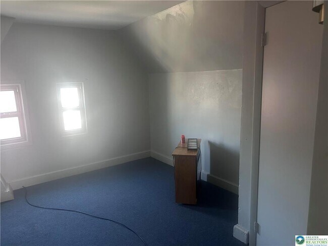 Foto del edificio - 146 W Broad St