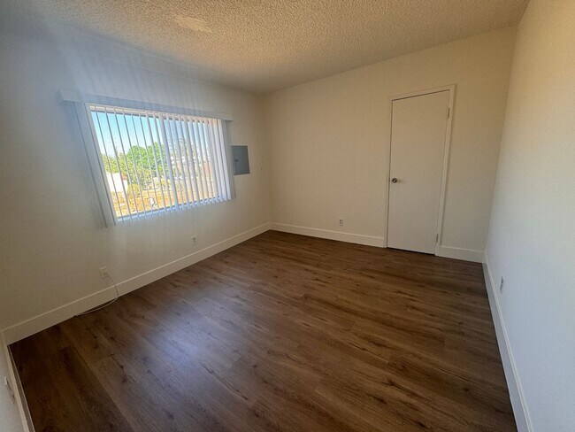 Foto del edificio - 14109 Hatteras St