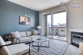 Affordable Luxurious Apartments In Venice Beach preview