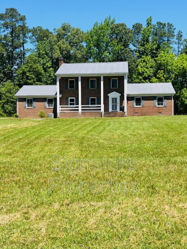 Foto del edificio - 13225 Old Happy Hill Rd