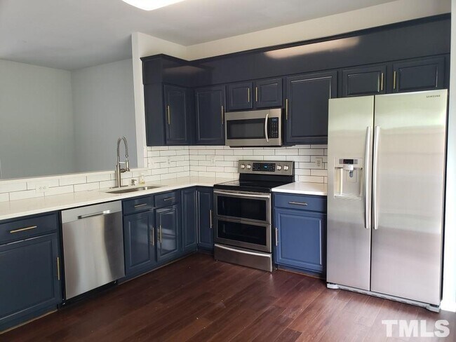 Building Photo - 1644 Brook Fern Way