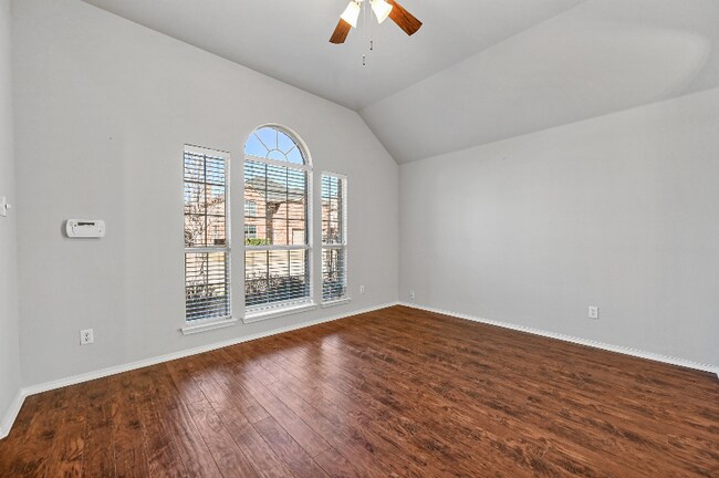 Building Photo - 10010 Voss Ave