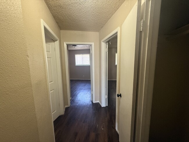 Building Photo - 323 E French Pl