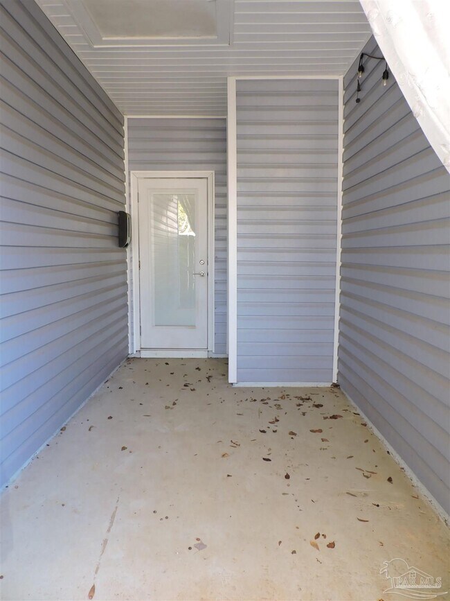 Foto del edificio - 1058 W Brainerd St