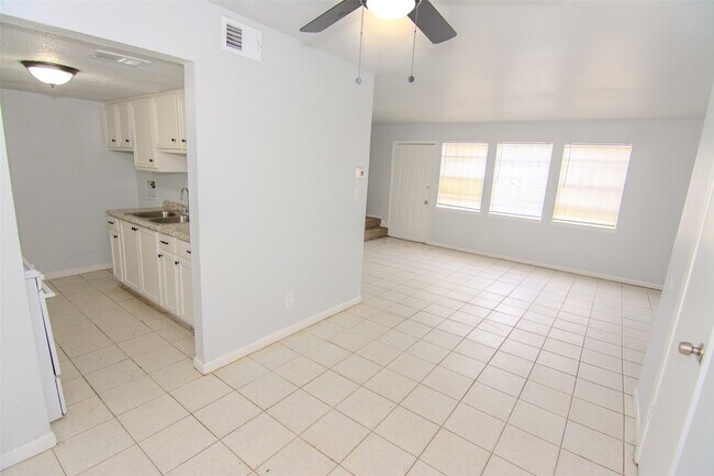 Foto del edificio - 9706 Farragut St