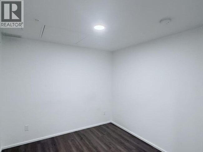 Building Photo - 3809 Evergreen Pl