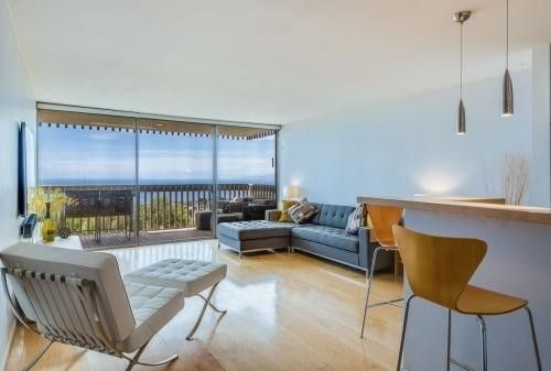 Building Photo - 6507 Ocean Crest Dr