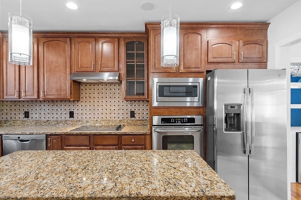 Primary Photo - 36 Linden Ave