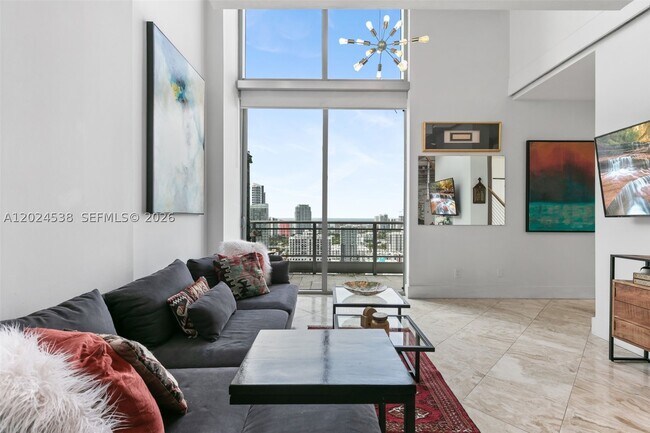 Foto del edificio - 690 SW 1st St