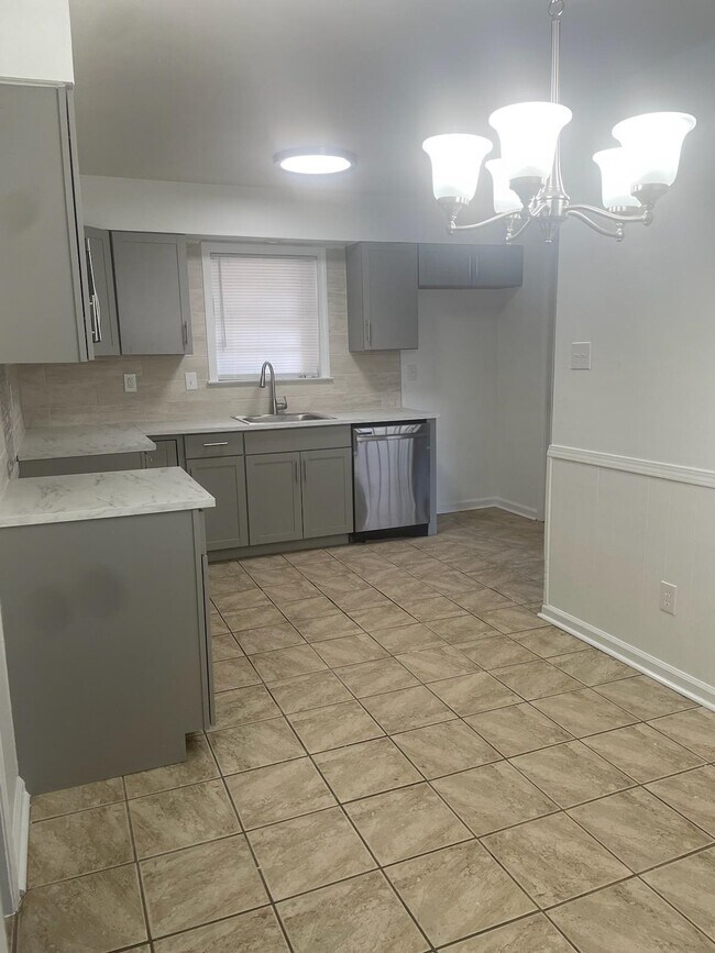Foto del edificio - 2037 Willow Wood Ave