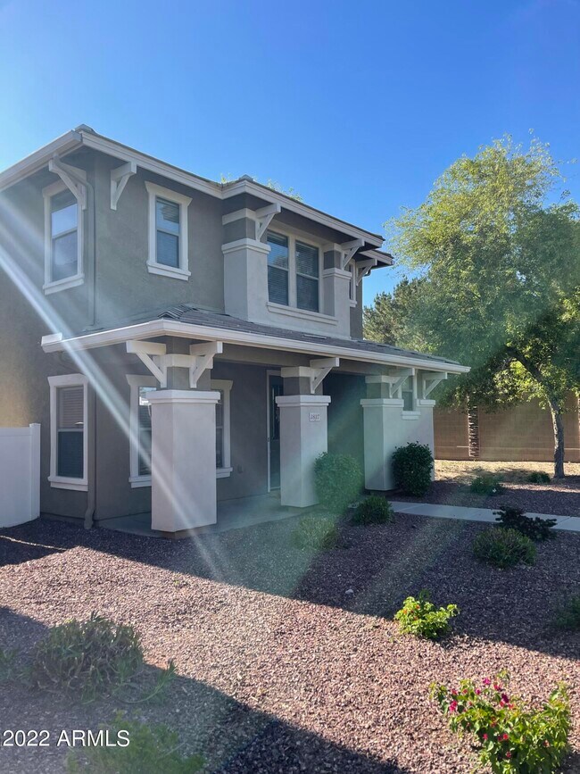 Building Photo - 3837 E Jasper Dr