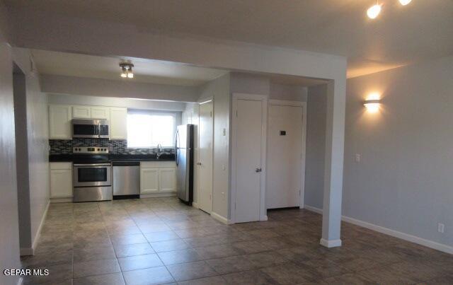 Foto del edificio - 4141 Westcity Ct
