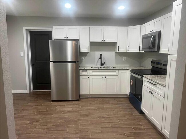 Foto del edificio - 305 N Moss St