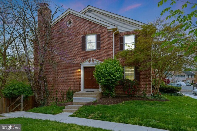 Foto del edificio - 8251 Clifton Farm Ct