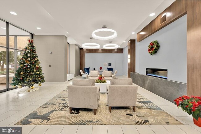 Building Photo - 4515 Willard Ave