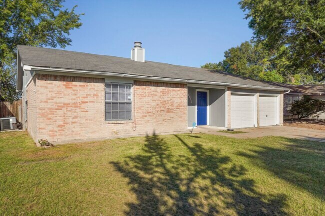 Building Photo - 8611 Sherrywood Dr
