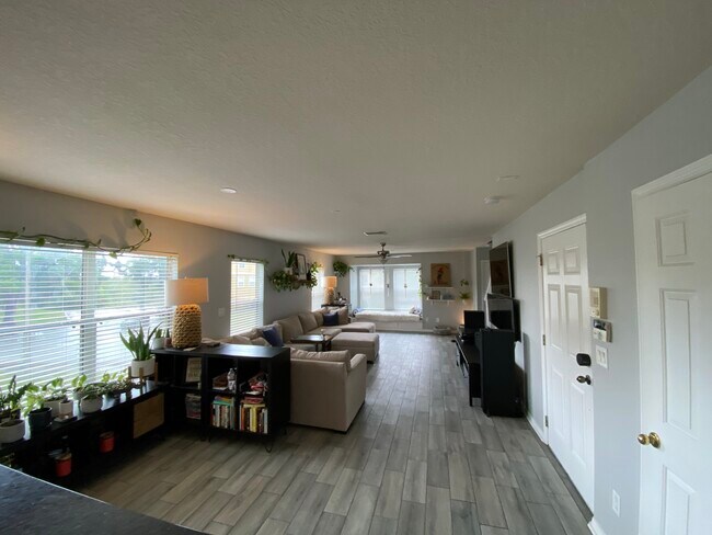 Living Room - 4867 Tuscan Loon Dr