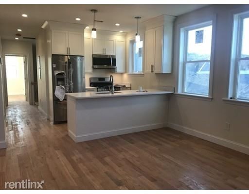 Foto del edificio - 3 br, 2.5 bath  - 925 Massachusetts Ave # 6