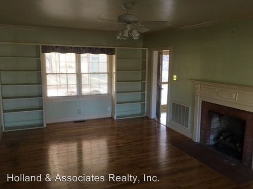 Building Photo - 231 Country Club Dr