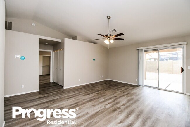 Foto del edificio - 2267 E Ranch Rd