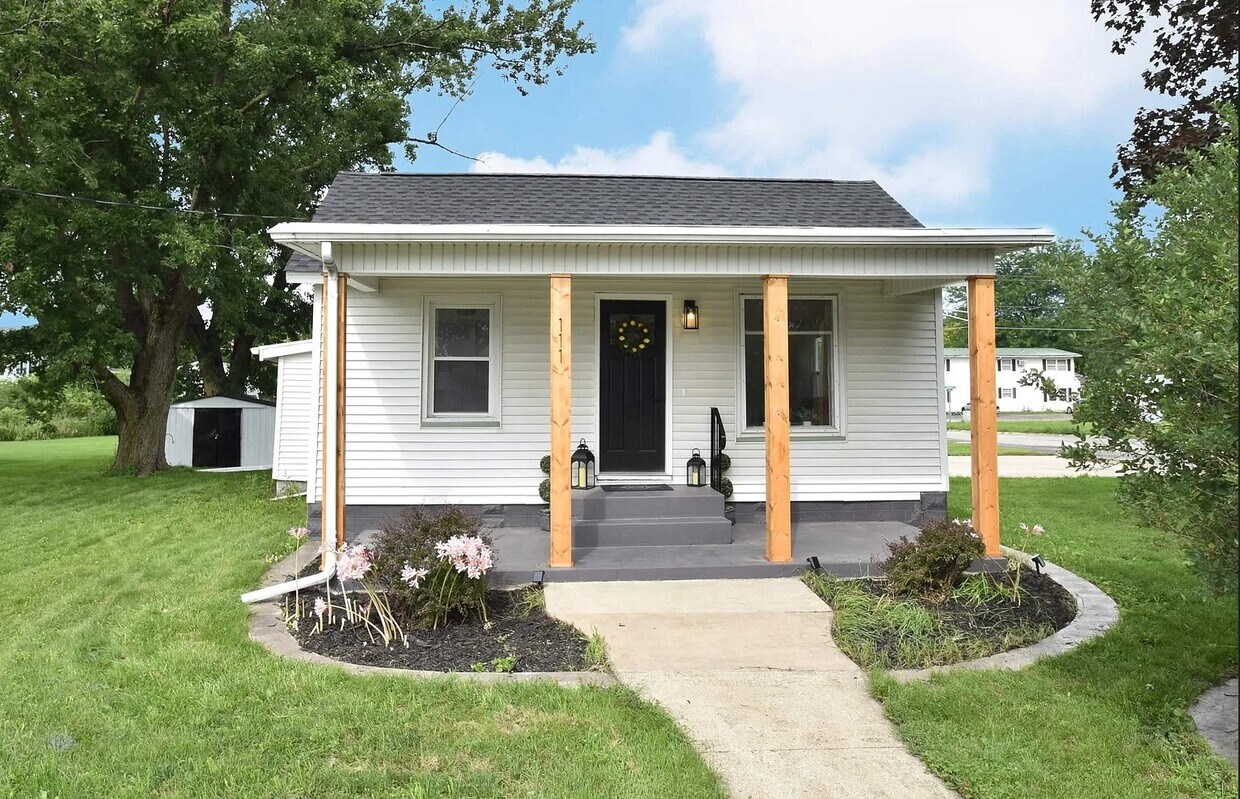 Primary Photo - 111 N Church St