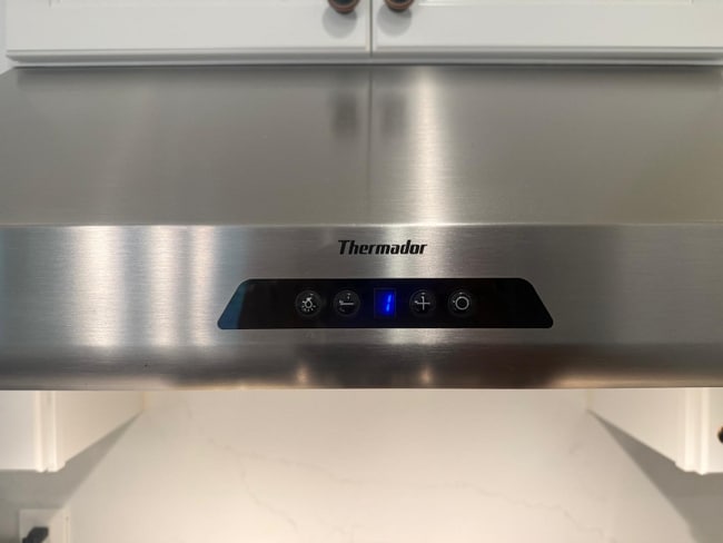 Building Photo - 6 Peacock Ct