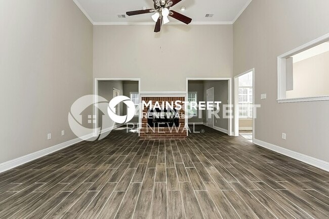 Foto del edificio - 3 Bedroom Pet-Friendly Home in Fayettevill...