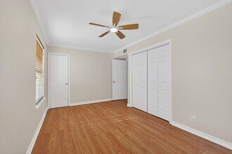 Building Photo - 1221 Cedar Post Ln