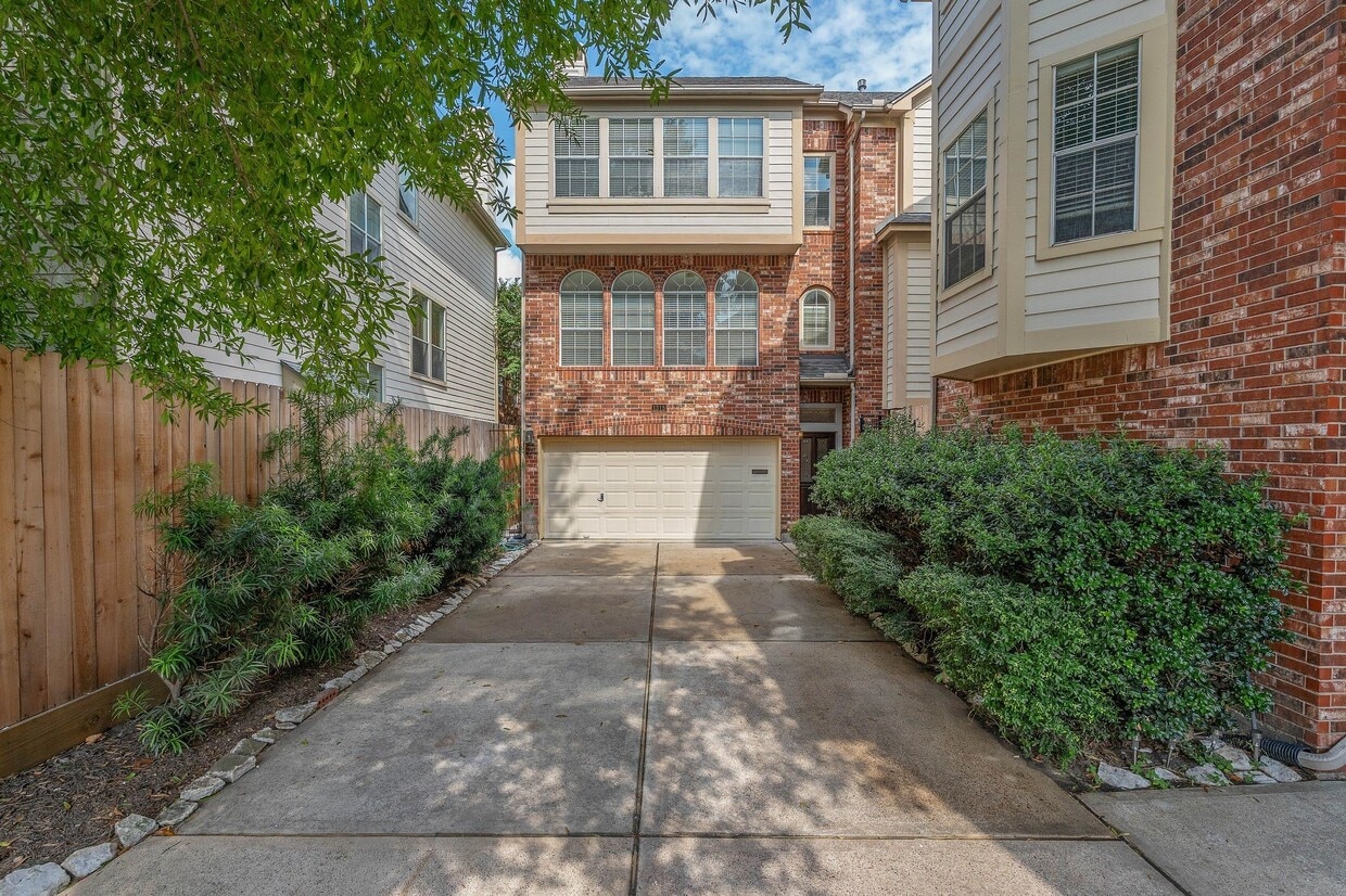 Foto principal - 1315 Anita St