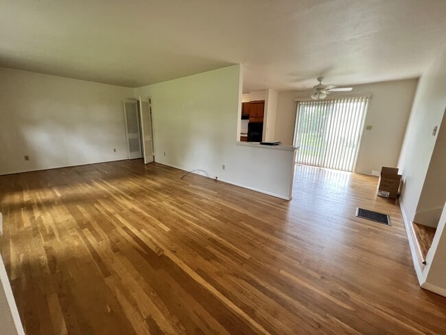 Photo - 101 Londonderry Rd (Knoxville, TN) House