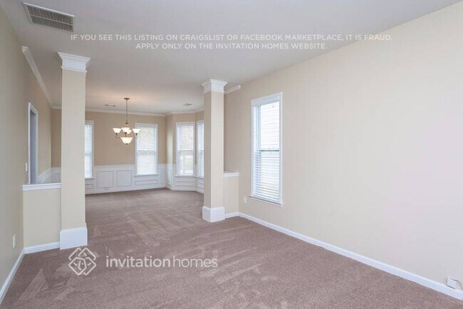 Foto del edificio - 4392 Walforde Blvd