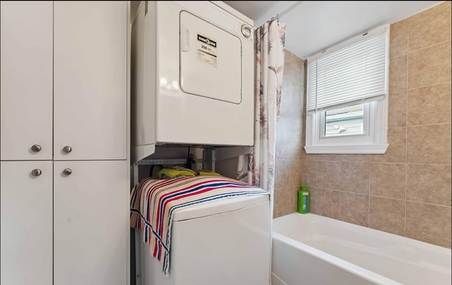 Photo du bâtiment - 347 Shakespeare St