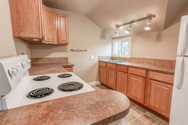 Foto del edificio - 3919 Creston Ave