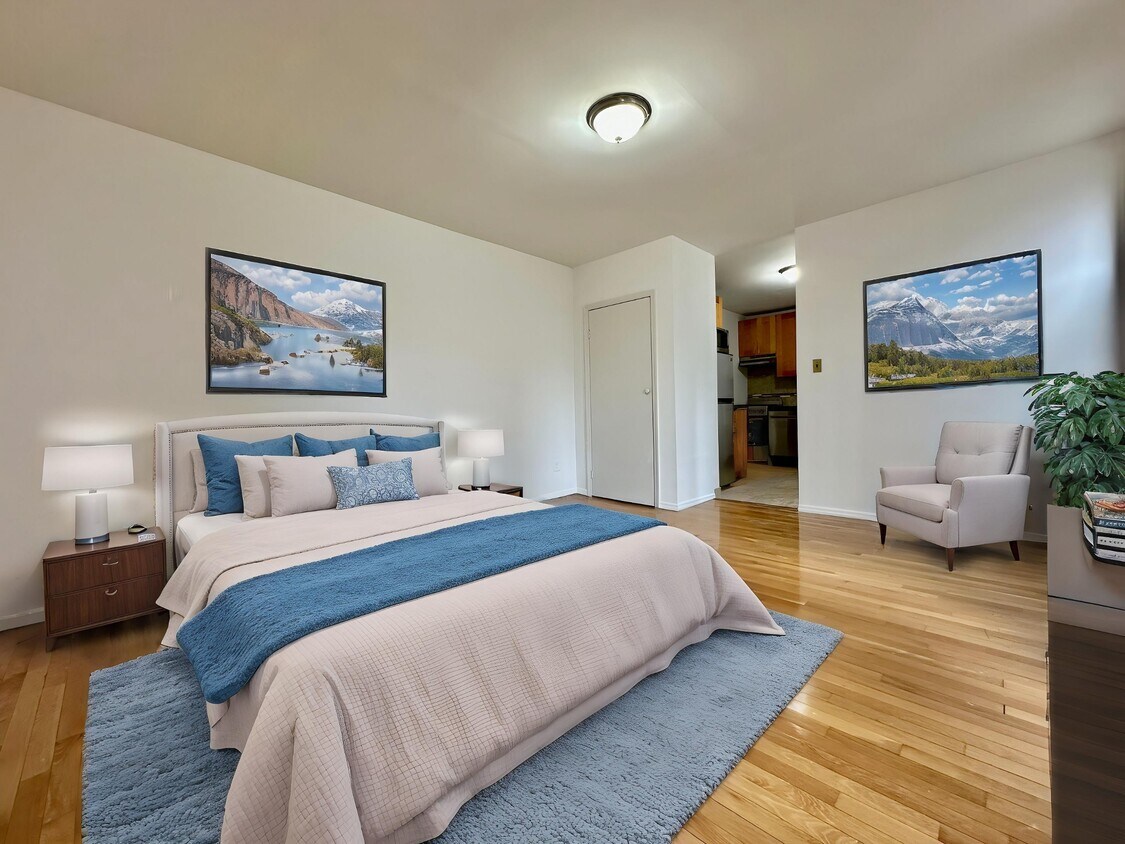 Foto principal - 401 E 68th St