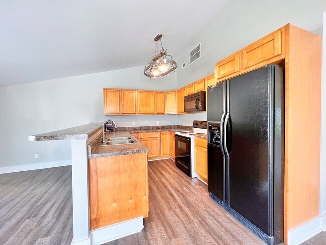 Foto del edificio - 2 Bedroom Apartment in Surf City